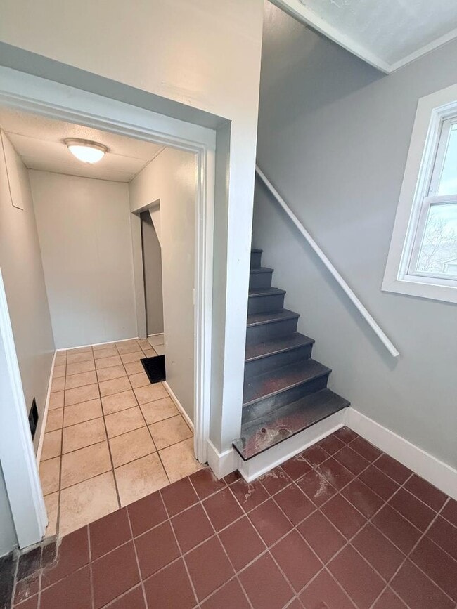 Photo - 422 E Reynolds St