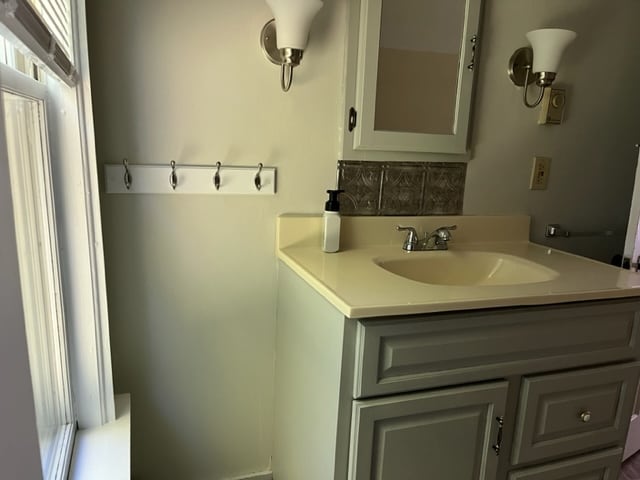 Photo - 12 Old Georges Mills Rd Unit 2