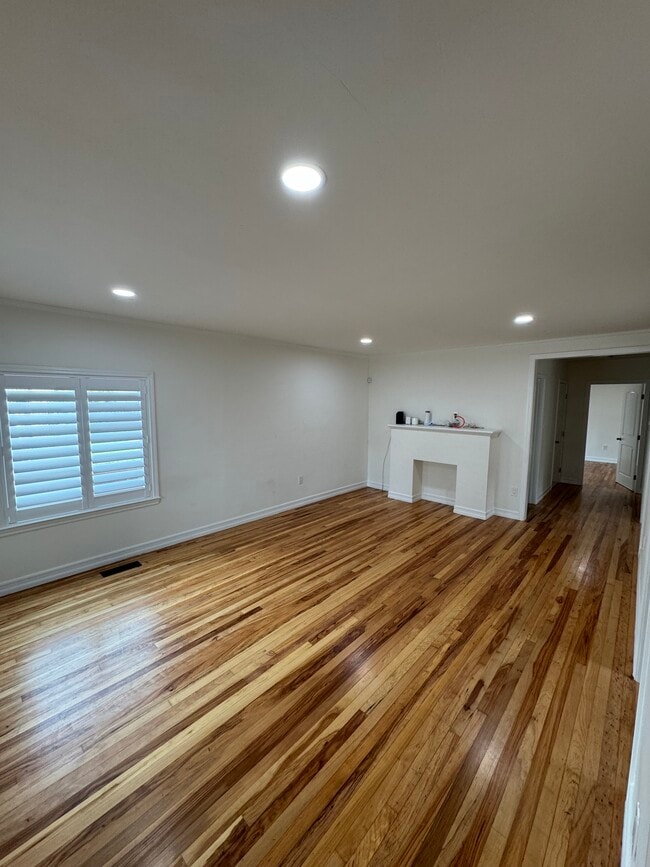 Photo - 4201 Porter St