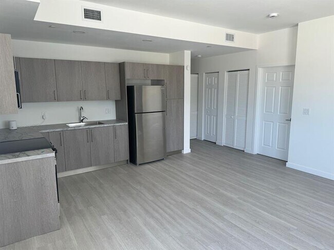 Photo - 13800 SW 264th St Unit 2