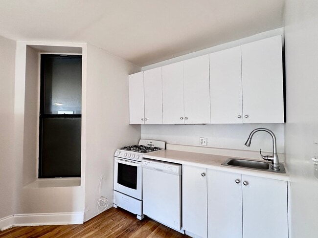 386 Manhattan Ave Unidad 11