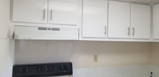 Photo - 4550 NW 9th St Unit 719E