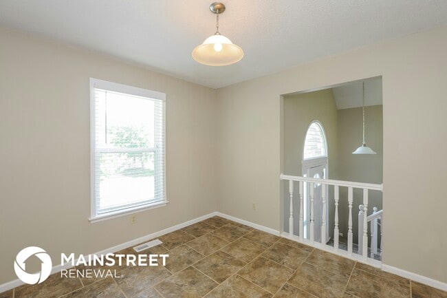 Photo - 4712 Halsey St