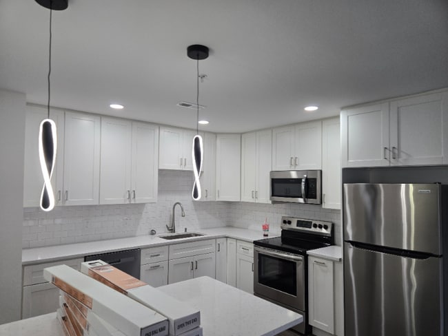 Photo - 2194 Central Ave Unit Apt 1