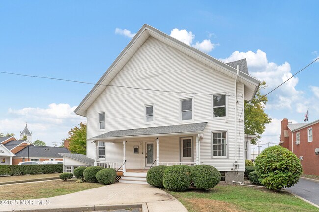 Photo - 64 W Main St Unit B