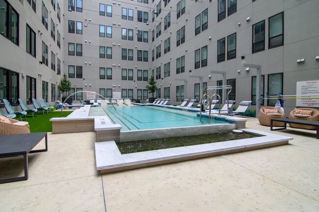 Photo - 701 Richmond Ave. Unidad ID1335749P