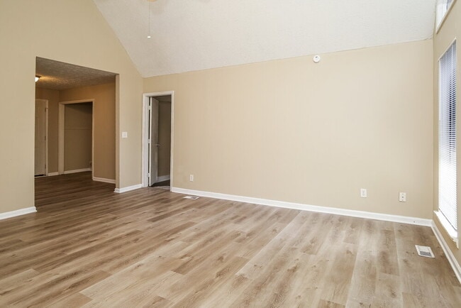 2597 Carol Cir