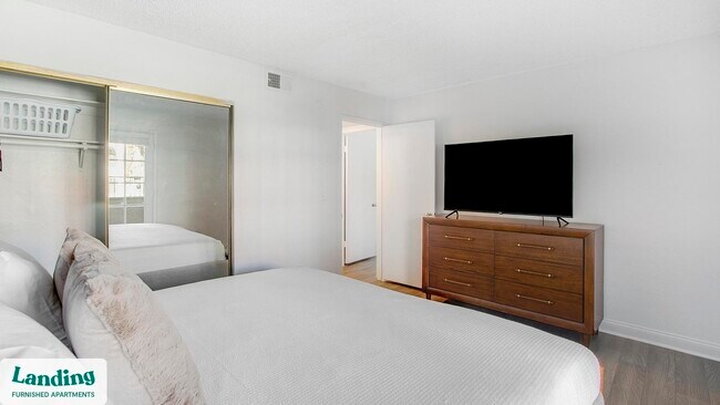 Photo - 5272 Tamarus St Unidad 1428A