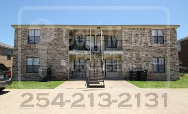 Building Photo - 3304 Barcelona Dr