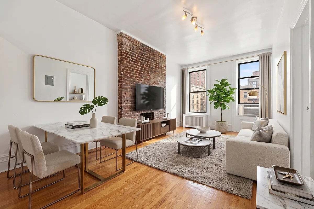 Photo - 51 W 88th St Unidad 5A