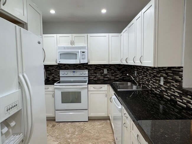 Photo - 5700 NE 22nd Way Condo Unit 328