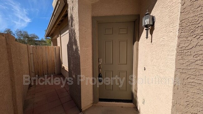 1311 E Marlin Dr