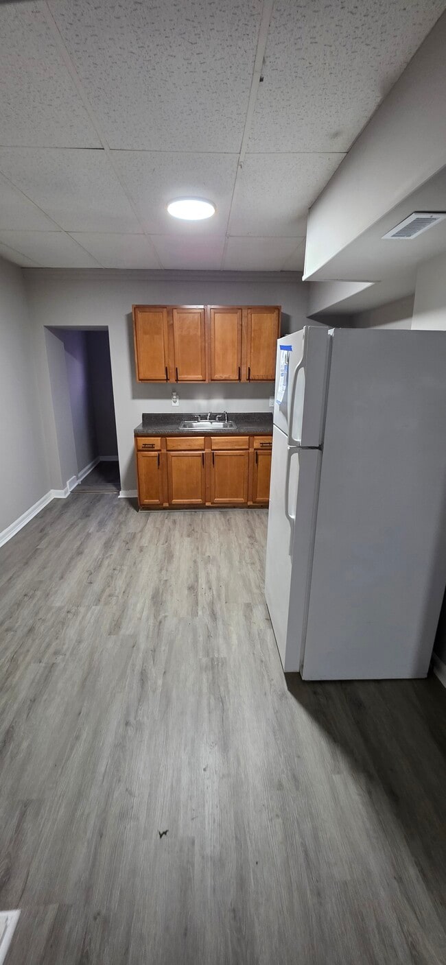 Photo - 203 N Curley St