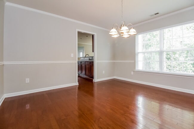 Photo - 409 Pyracantha Dr