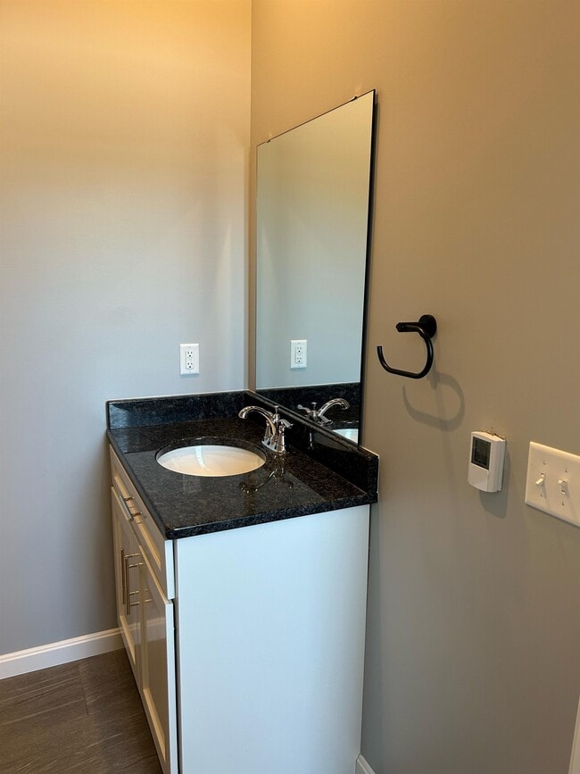 Photo - 108 N Main St Unit 201