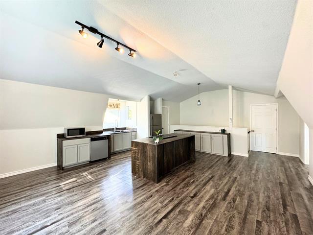 Photo - 2913 Hunter St