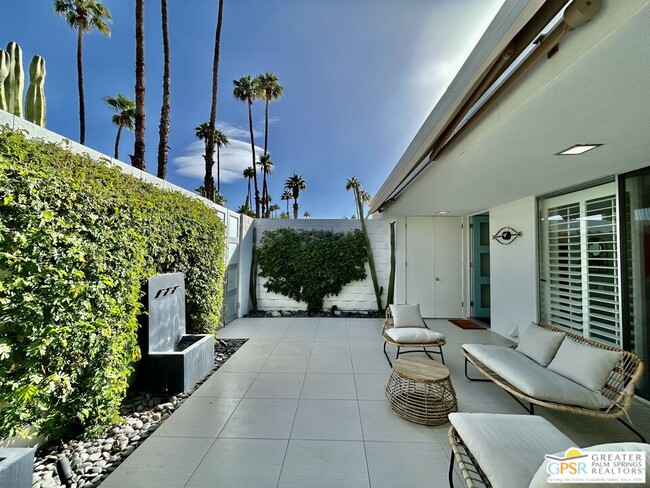 Photo - 306 Desert Lakes Dr