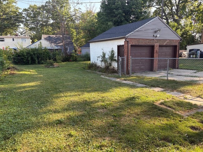 Photo - 1211 Tuxedo Ave