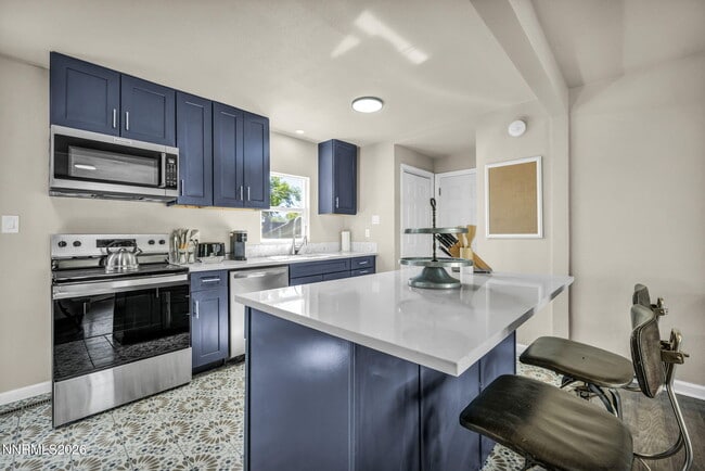 Photo - 1678 Ordway Ave