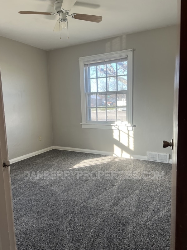 Photo - 4621 S Detroit Ave