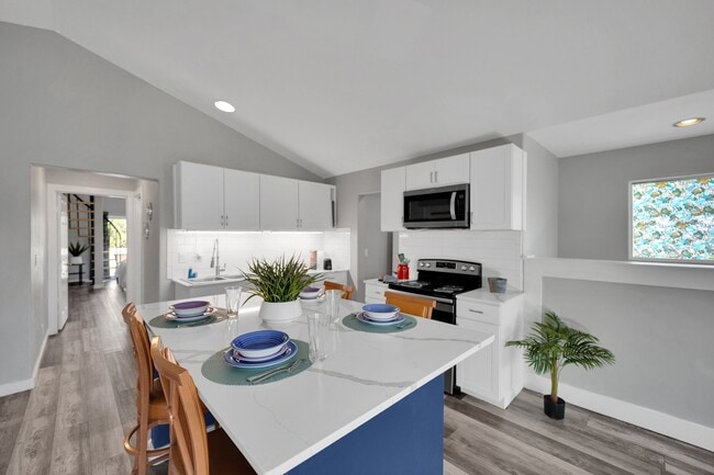 Photo - 2261 Marlboro Dr