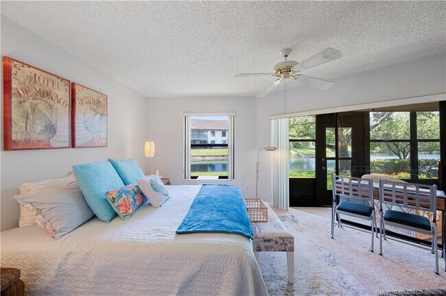 Photo - 3450 SE Martinique Trce Unidad 103