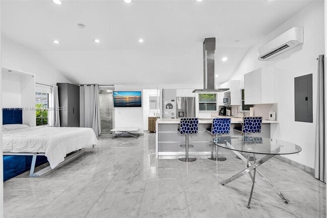 Photo - 394 SE 5th Ave Unidad b