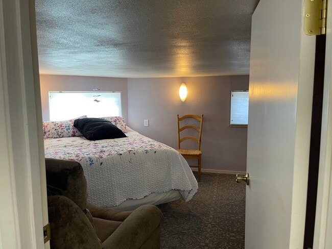 Segundo dormitorio - 17200 W Bell Rd Unidad Happy Trails Resort  1765