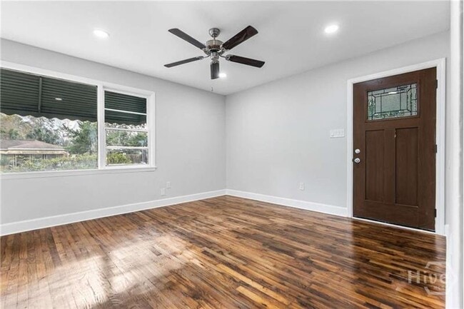 Photo - 2102 Auburn St