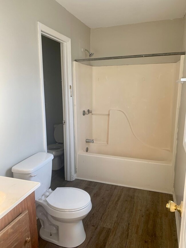 Photo - Promise Land Historic Walking District Downtown Morehead City! Charming 4 bedroom 1 1/2 bath Home...