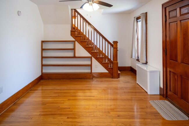 Photo - Charming 3 bedroom