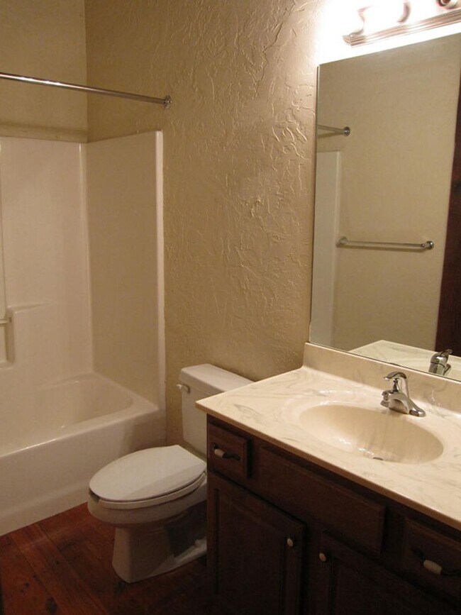 Photo - Stove Works 209 Unit SW 209