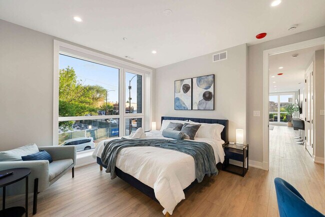 Photo - 2344 W Polk St Unit ID1253891P