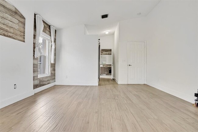 Photo - 1553 SW 189th Ave