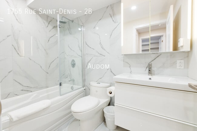 Photo - 1755 R. Saint-Denis Unit 2B