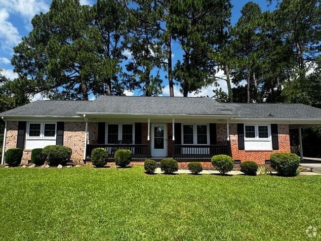 Building Photo - Updated 4 Bedroom Ranch in Established Nei... Rental