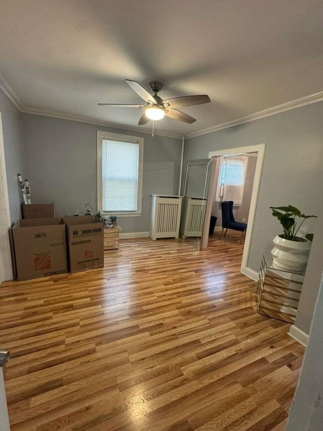 Photo - 1400 81st St