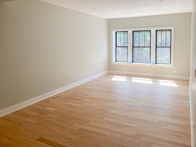 Photo - 2537 N Campbell Ave Unit 2541-1