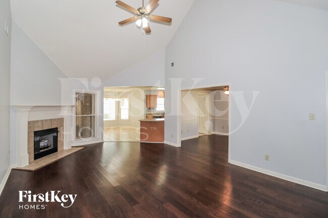 Photo - 10292 Green Moss Dr N