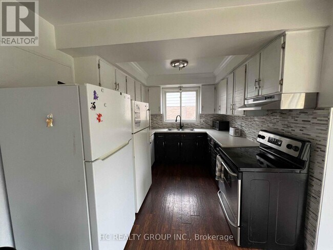 Photo - 32 Chesham Ave