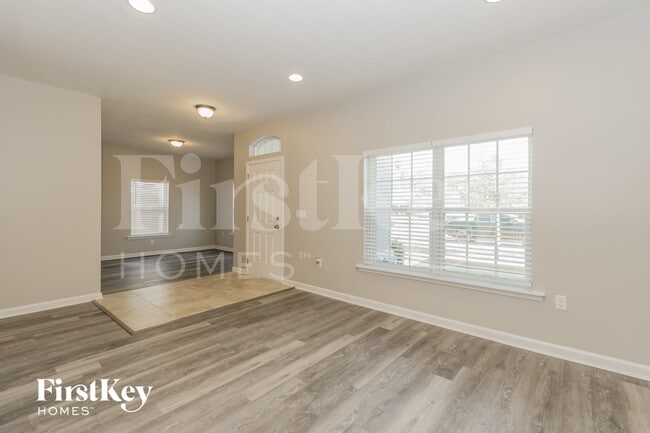Photo - 15717 Spotted Saddle Cir