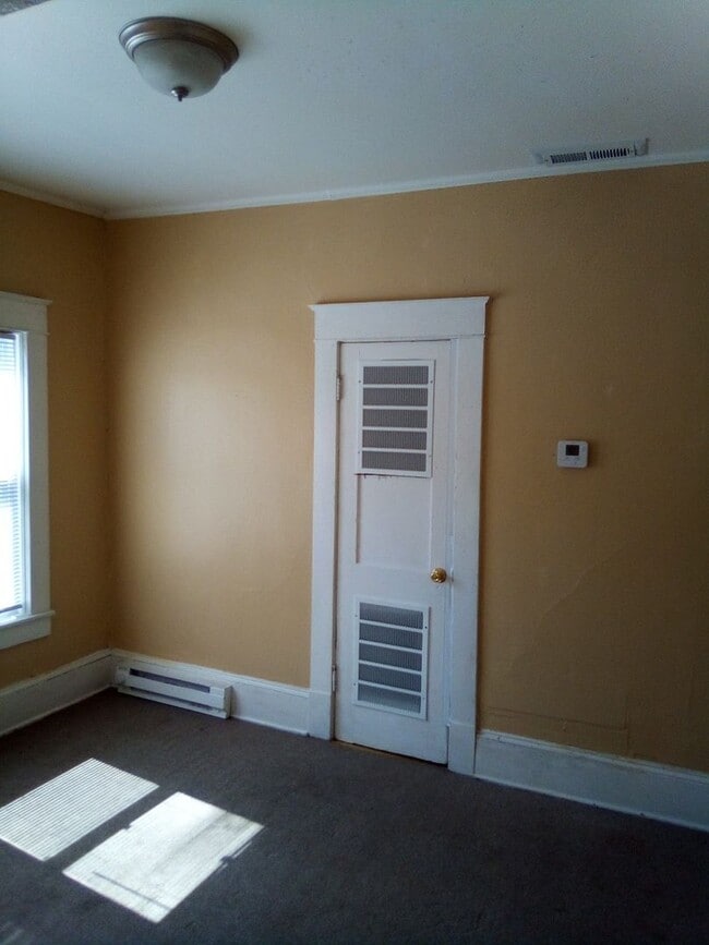 Photo - 2705 E Market St