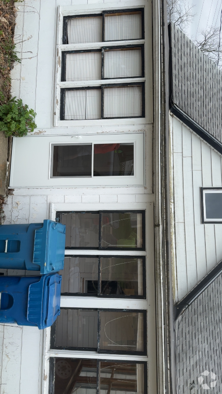 Building Photo - 1615 Birch St Rental