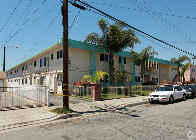 Building Photo - 10305 Buford Ave. Rental