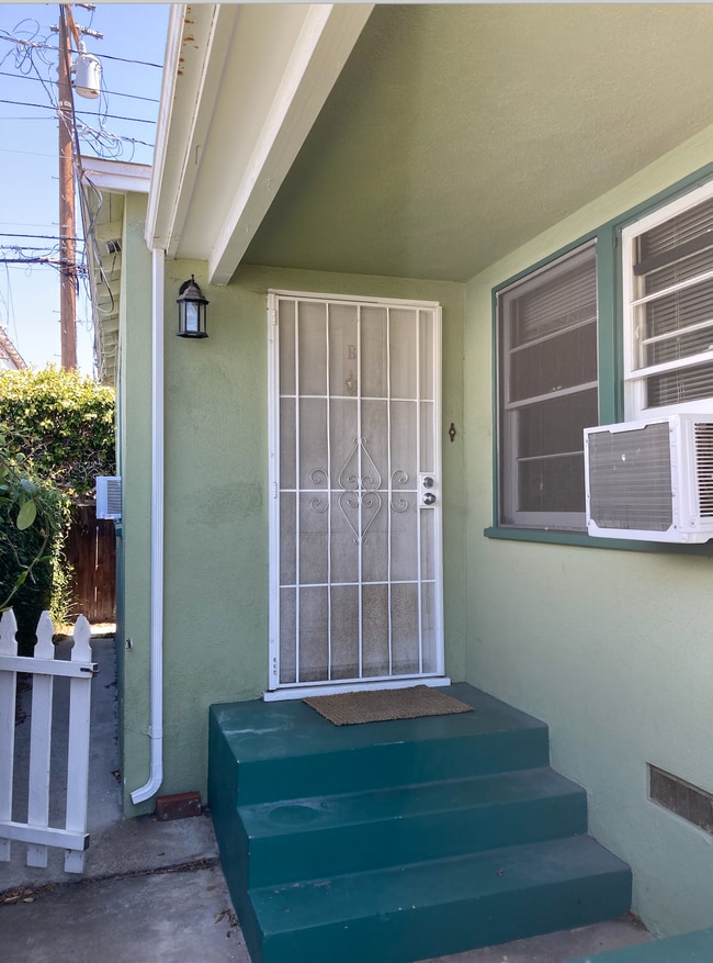 front door - 2019 19th St Unit B