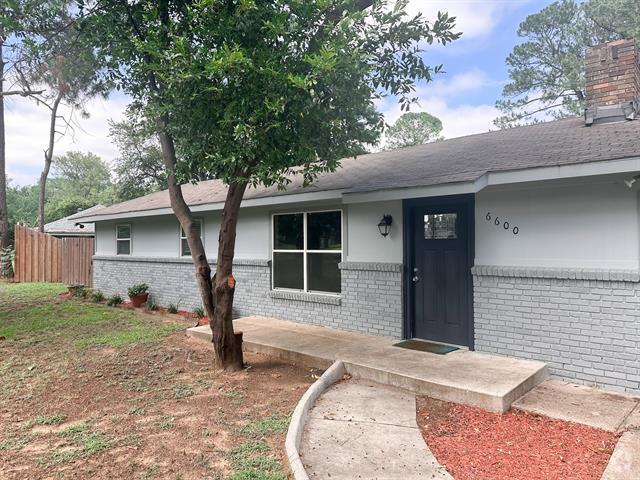Building Photo - 6600 Lakeside Dr Rental