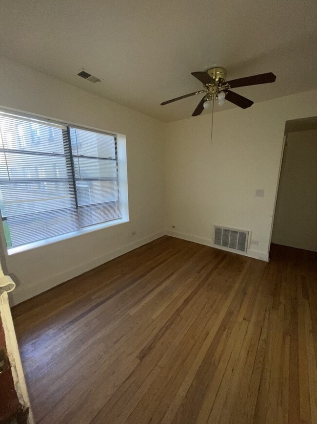 Sala de estar - 4926 N Kedzie Ave Unidad 1S