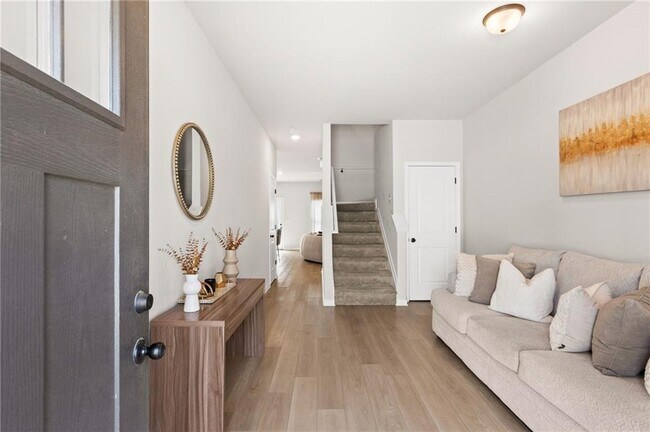 Photo - 2538 Polaris Way SW