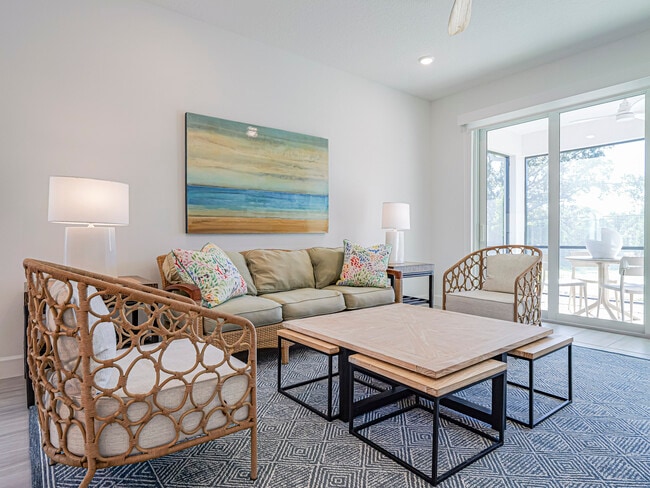 Photo - 1447 Harper Wy