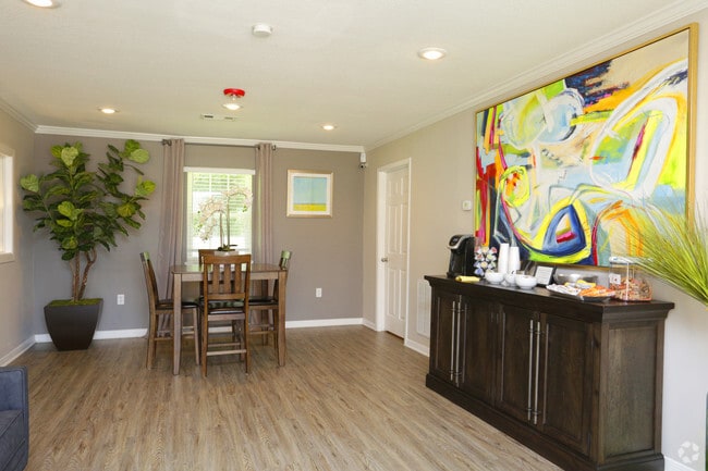 Leasing Office